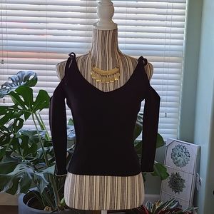 Off the Shoulder Crop Top in Black